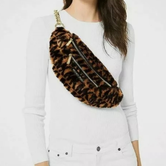 ⚠️LAST 1⚠️ Michael Kors Mott MD Waistpack Brown - Picture 4 of 5